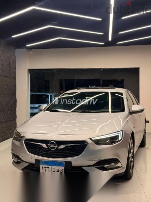 اوبل أنسيجنيا 2019 فضي مستعملة للبيع - 1