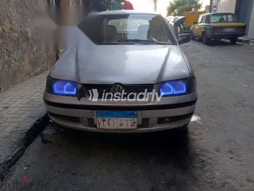 فولكس فاغن بوينتر 2001 فضي جديدة للبيع - 1