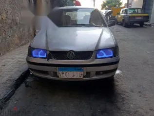 فولكس فاغن بوينتر 2001 فضي جديدة للبيع