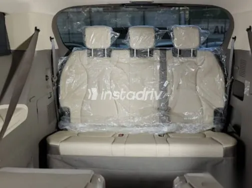 كيا كارنفال 2024 أسود جديدة للبيع - 5