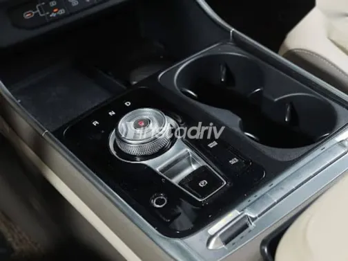 كيا كارنفال 2024 أسود جديدة للبيع - 8