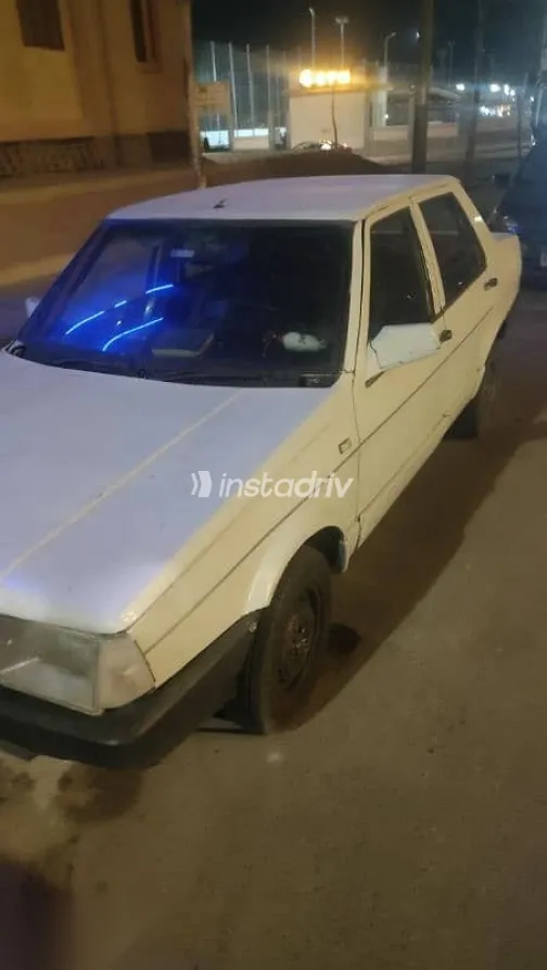 فيات ريجاتا 1989 أبيض مستعملة للبيع - 10