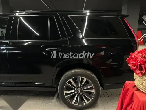 كاديلاك اسكاليد 2025 أسود جديدة للبيع - 2