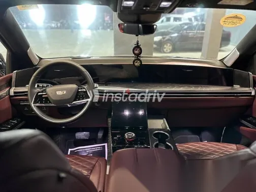 كاديلاك اسكاليد 2025 أسود جديدة للبيع - 4