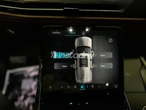 كاديلاك اسكاليد 2025 أسود جديدة للبيع - 9