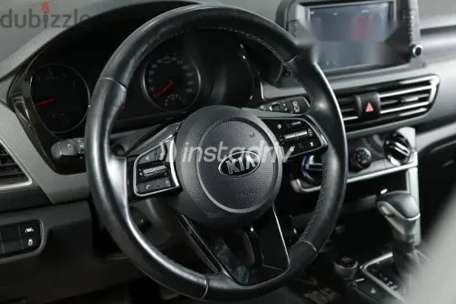 كيا سيلتوس 2022 أبيض مستعملة للبيع - 6