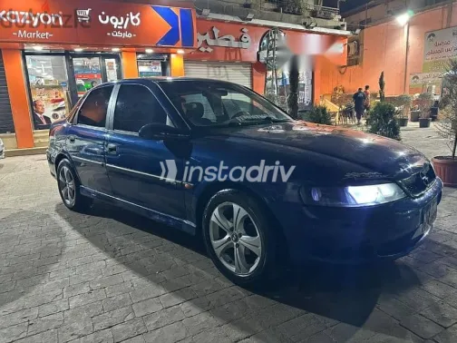 اوبل فيكترا 1996 أزرق غامق مستعملة للبيع - 7