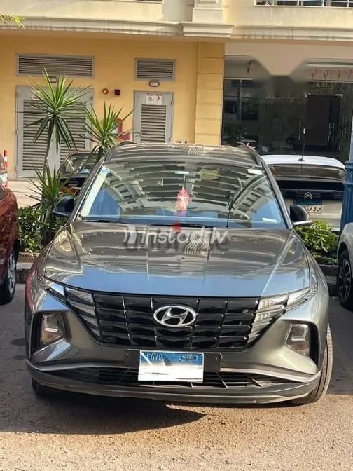 Hyundai Tucson 2022 Gray Used for Sale - 6