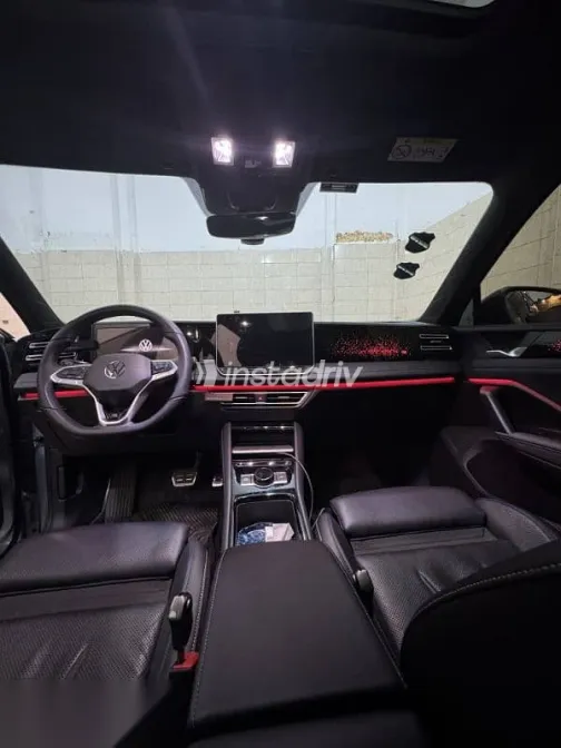 Volkswagen Tiguan 2024 White Used for Sale - 8