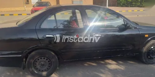 نيسان صنى 2009 أسود مستعملة للبيع - 6