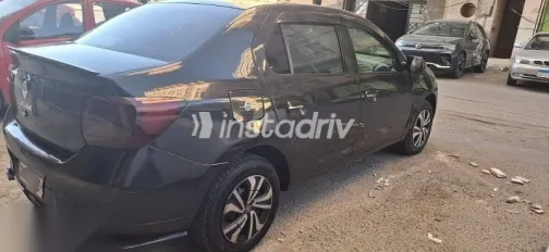 Renault Logan 2015 Black Used for Sale - 5