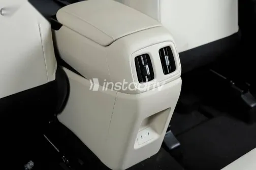 هيونداي توسان 2025 أبيض جديدة للبيع - 6