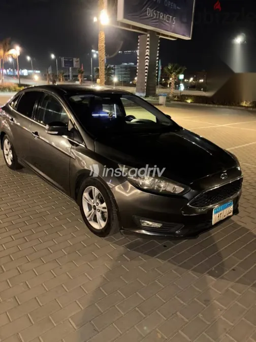 Ford Focus 2016 Gray Used for Sale - 3