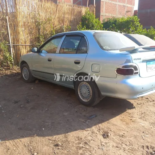 هيونداي اكسنت 2007 أبيض مستعملة للبيع - 2