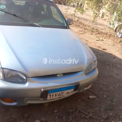 هيونداي اكسنت 2007 أبيض مستعملة للبيع - 4