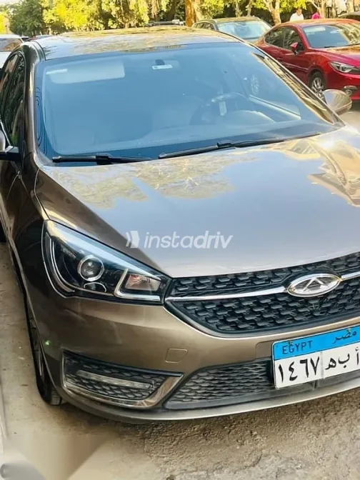 شيرى اريزو 3 2022 بني مستعملة للبيع - 1