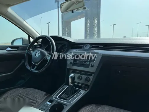 فولكس فاغن باسات 2017 بيج مستعملة للبيع - 7