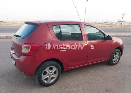 Renault Sandero 2016 Red Used for Sale - 2
