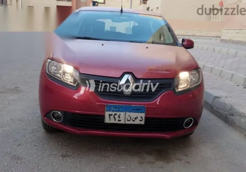 Renault Sandero 2016 Red Used for Sale - 7