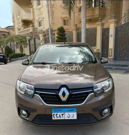 رينو لوجان 2022 بني مستعملة للبيع - 5