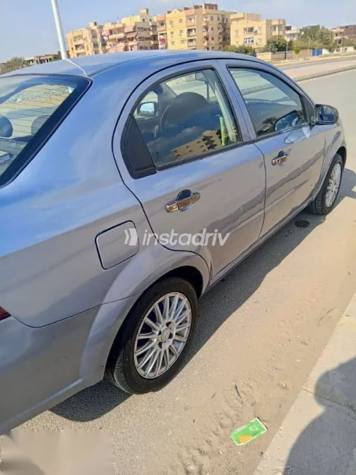 شيفروليه افيو 2008 فضي مستعملة للبيع - 7