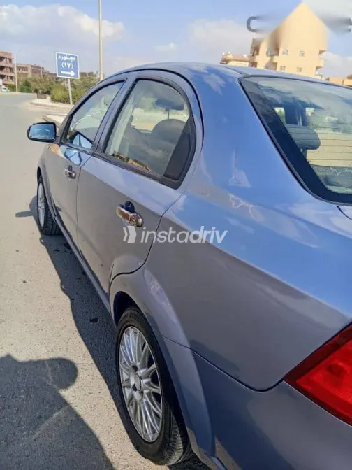 شيفروليه افيو 2008 فضي مستعملة للبيع - 8