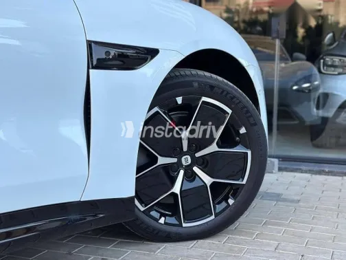 شاومي اس يو 7 2025 أبيض جديدة للبيع - 5