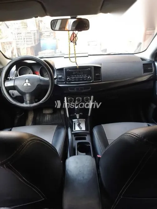 ميتسوبيشي لانسر 2017 رمادي مستعملة للبيع - 2