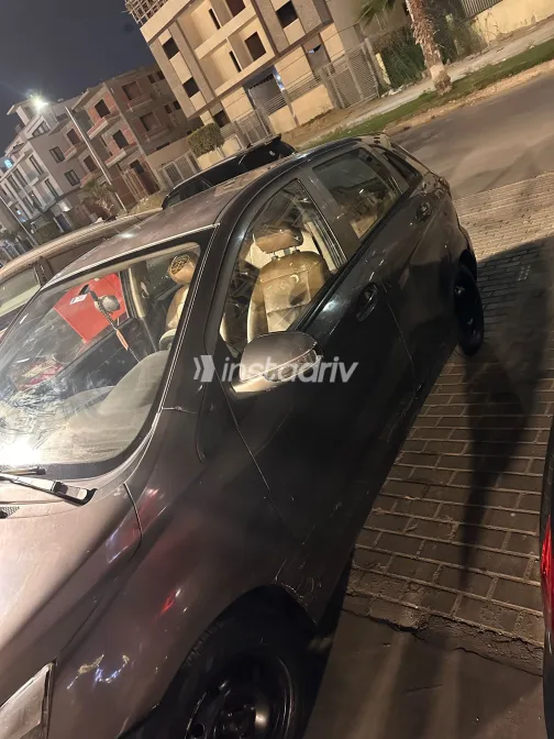 سينوفا A1 2015 أبيض مستعملة للبيع - 2