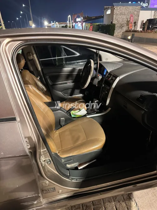 سينوفا A1 2015 أبيض مستعملة للبيع - 10