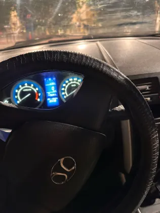 سينوفا A1 2015 أبيض مستعملة للبيع