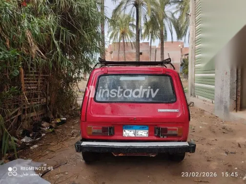 لادا نيفا 1983 أحمر مستعملة للبيع - 3