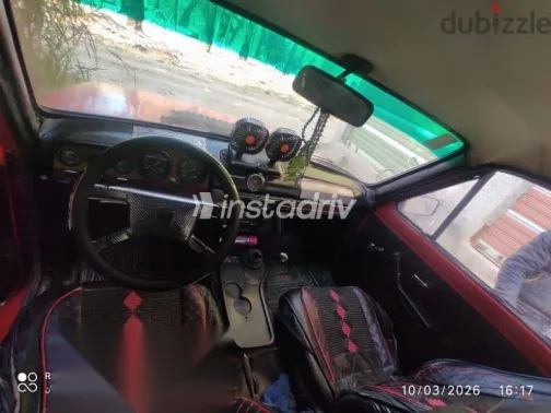 لادا نيفا 1983 أحمر مستعملة للبيع - 5