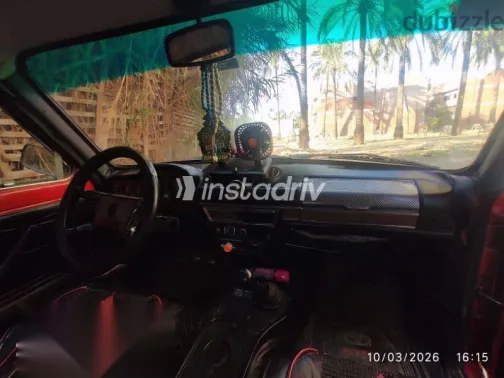 لادا نيفا 1983 أحمر مستعملة للبيع - 6