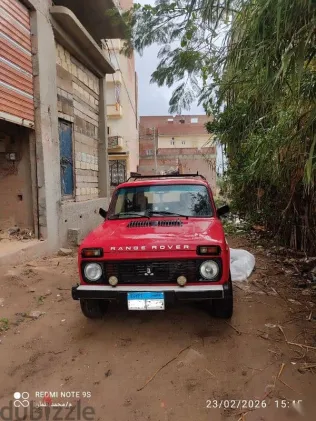 لادا نيفا 1983 أحمر مستعملة للبيع