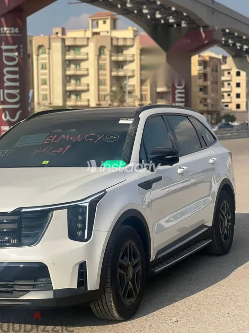 Kia Sorento 2024 White Used for Sale - 2