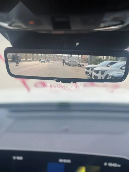 Kia Sorento 2024 White Used for Sale - 7