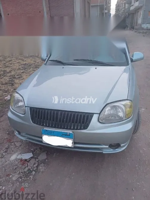 هيونداي فيرنا 2007 رمادي مستعملة للبيع - 4