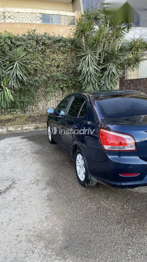 شيفروليه أوبترا 2020 أزرق غامق مستعملة للبيع - 3