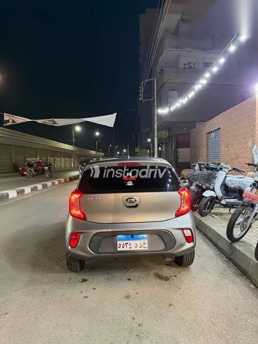 كيا بيكانتو 2020 رمادي مستعملة للبيع - 4