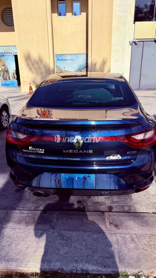 رينو ميجان 2018 أبيض مستعملة للبيع - 2