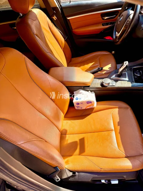 بي ام دبليو 320 2019 أبيض مستعملة للبيع - 1