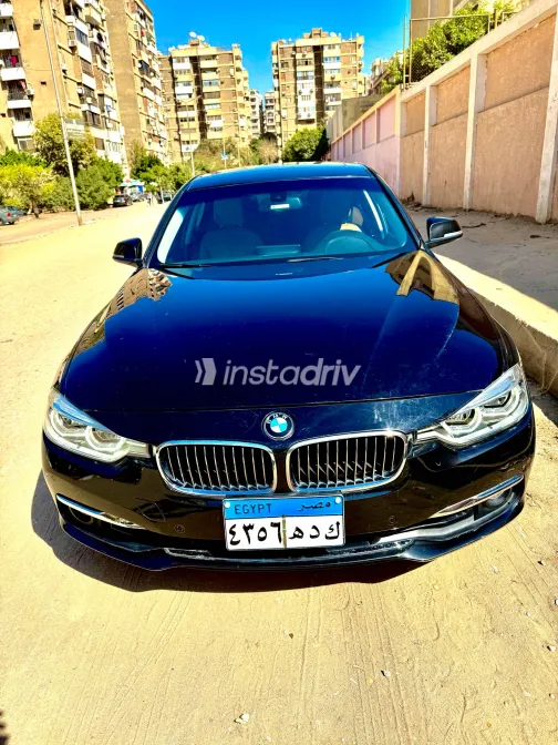 بي ام دبليو 320 2019 أبيض مستعملة للبيع - 4