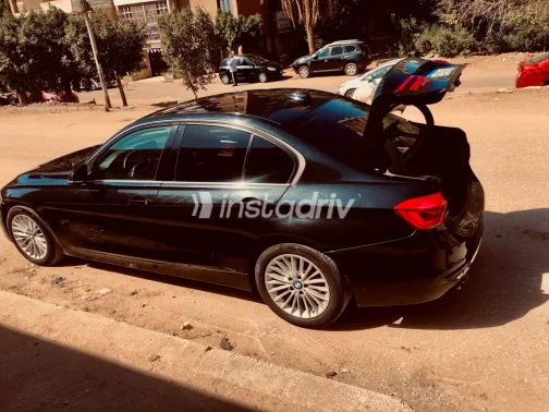 بي ام دبليو 320 2019 أبيض مستعملة للبيع - 10