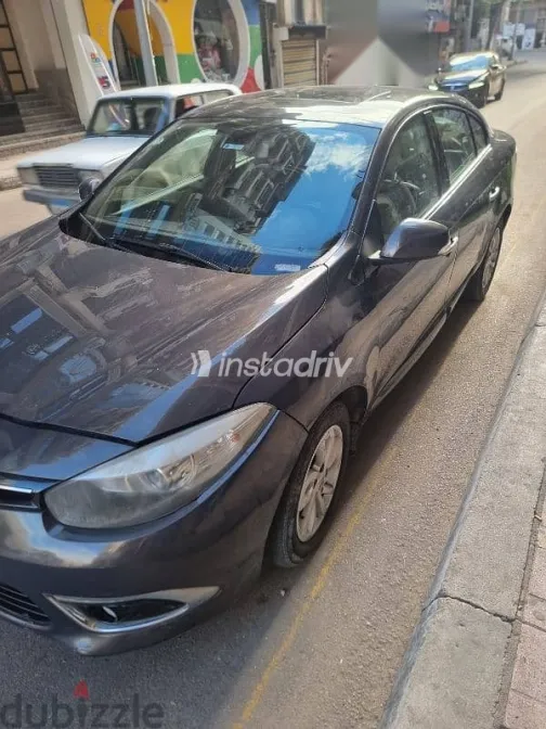 Renault Fluence 2015 Brown Used for Sale - 1