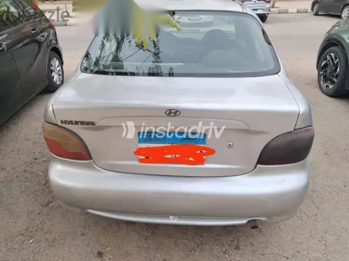 Hyundai Accent 1999 Silver Used for Sale - 1
