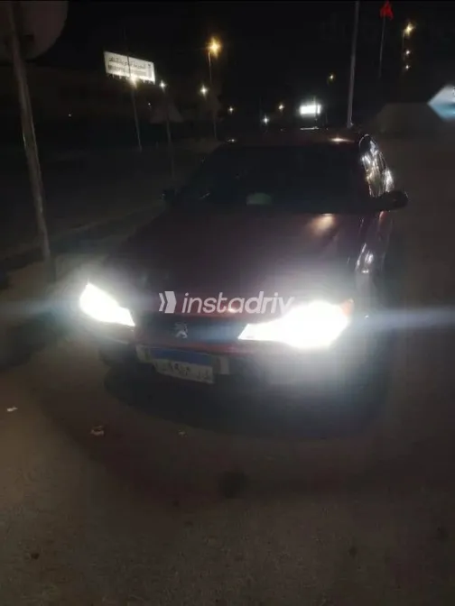 بيجو 406 2002 أحمر مستعملة للبيع - 8