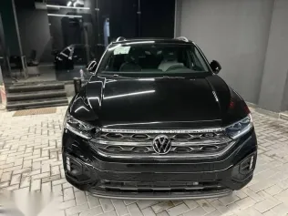 فولكس فاغن تي روك 2026 أسود جديدة للبيع