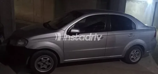 شيفروليه افيو 2012 فضي مستعملة للبيع - 1