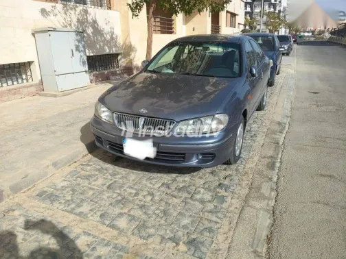 نيسان صنى 2003 أبيض مستعملة للبيع - 3